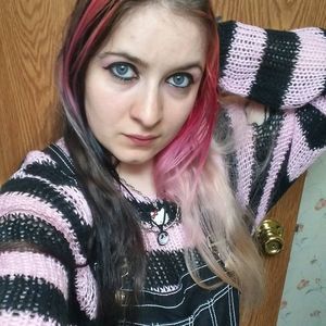 Meet your Posher, Nina